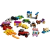 LEGO 10715 - LEGO CLASSIC - Bricks on a Roll