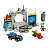 LEGO 10672 - LEGO JUNIORS - Batman Defend the Batcave